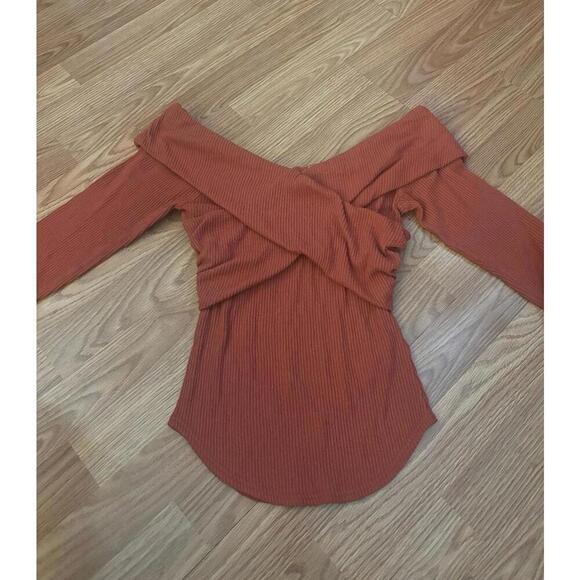 Free People Off The Shoulder Sweater Size Small - Picture 2 of 12